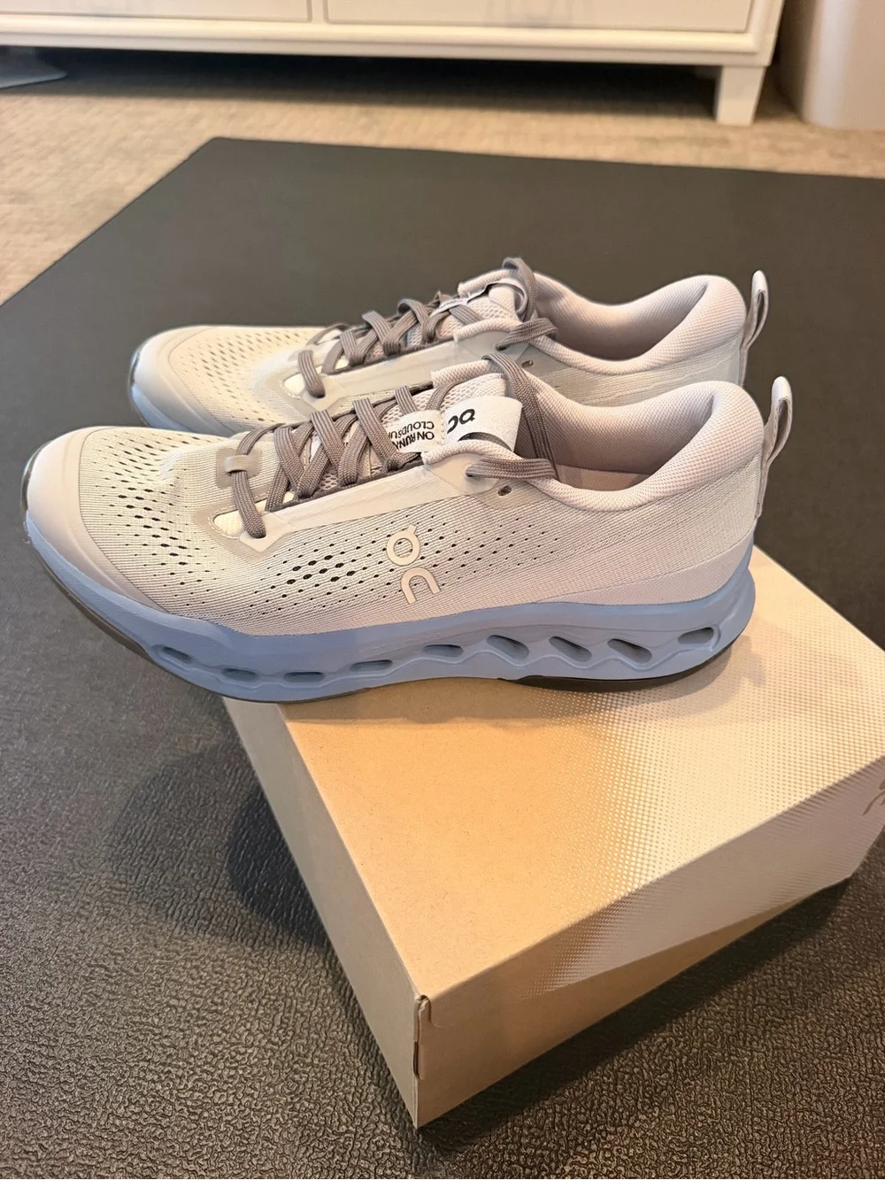 NEW On Cloudsurfer Trail 2 Women’s 11 Glacier Dust Trail Running Shoes